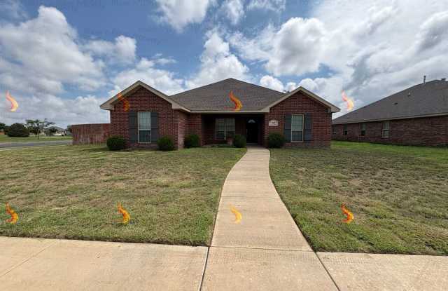 Charming Corner Lot Home in Desirable City View photos photos