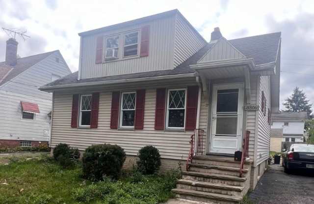 18806 Pawnee Ave. photos photos