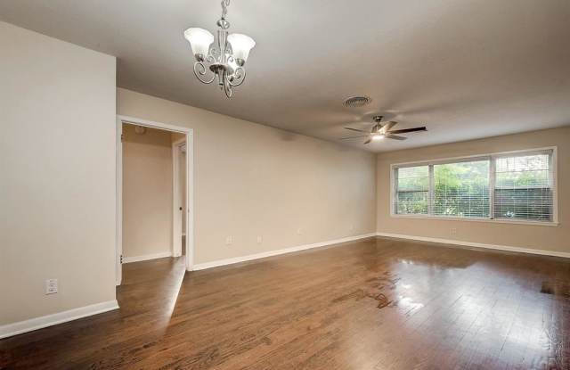 4710 Tonawanda Dr Unit A Gallery 3