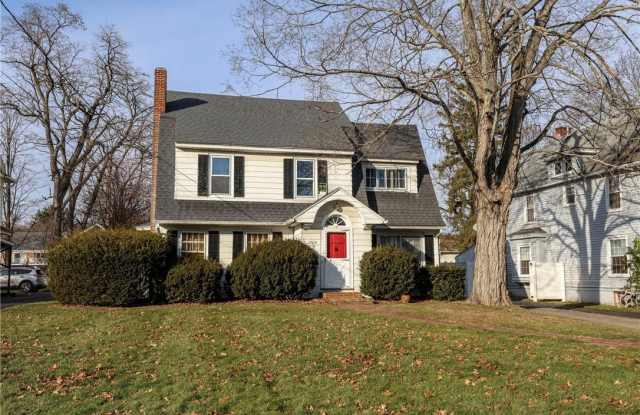 1206 W Water Street photos photos