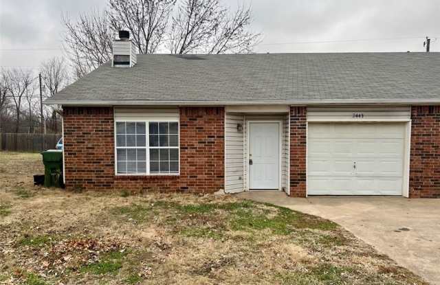 2443 Magnolia  ST photos photos