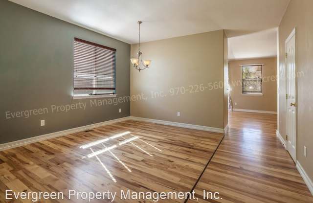 927 Saddlebrook Lane Gallery 3
