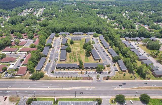 Retreat at 5700 photos photos