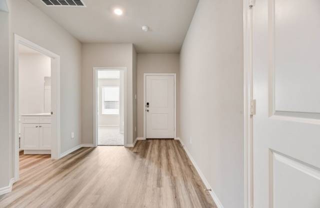 16537 Hudson Prairie Way Gallery 2
