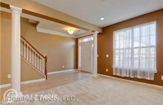 22993 EVERSOLE TERRACE Gallery 4