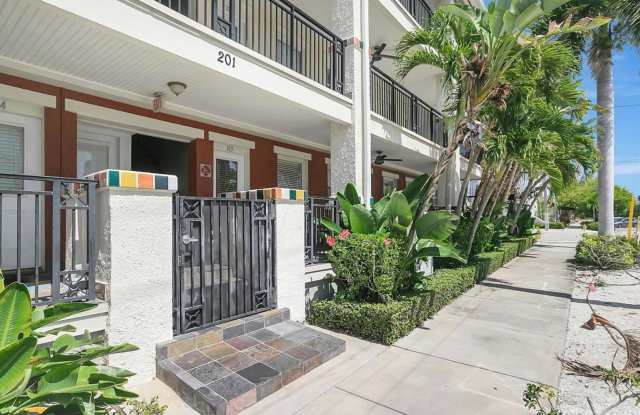 1 bedroom 1 bath In the Heart of Downtown! Gallery 1