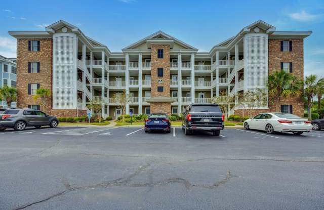 Beautifully Furnished Condo in Magnolia Pointe with a View! Gallery 1