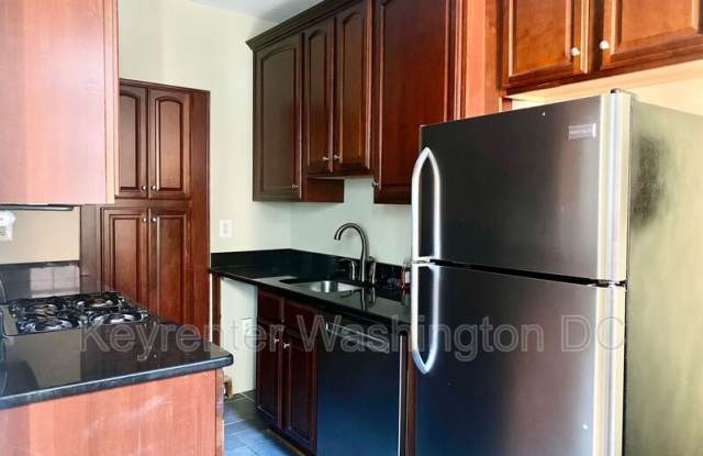 3010 Wisconsin Ave, NW Gallery 3