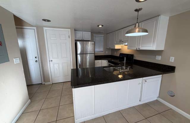 460 Elm St. - 3 photos photos