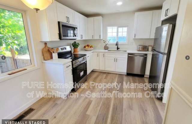 5345 S Trafton Gallery 3