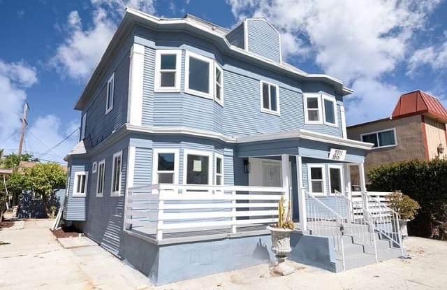 2011 Arlington Ave - 2011 Arlington Avenue, Los Angeles, CA 90018