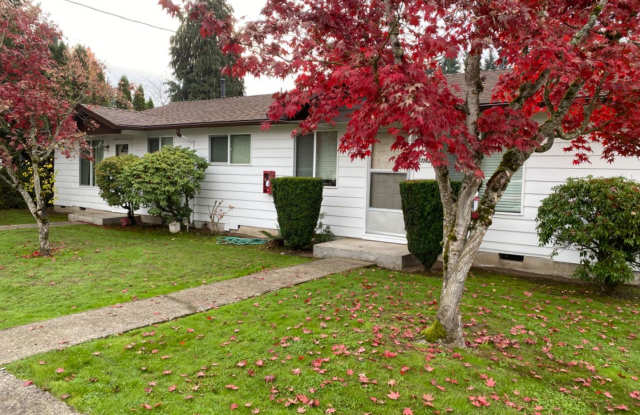 Single Level 1 Bedroom Apartment - Lebanon - 37144 Gore Drive, Linn County, OR 97355