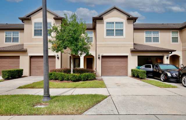 Beautiful 3/2.5 Spacious Townhome with 1 Car Garage in the Gated Community of Jackson Park - Orlando! photos photos