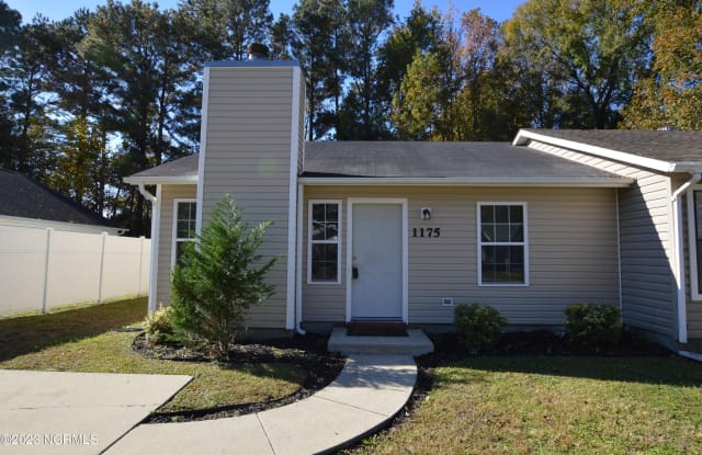 1175 Shroyer Circle - 1175 Shroyer Circle, Onslow County, NC 28540