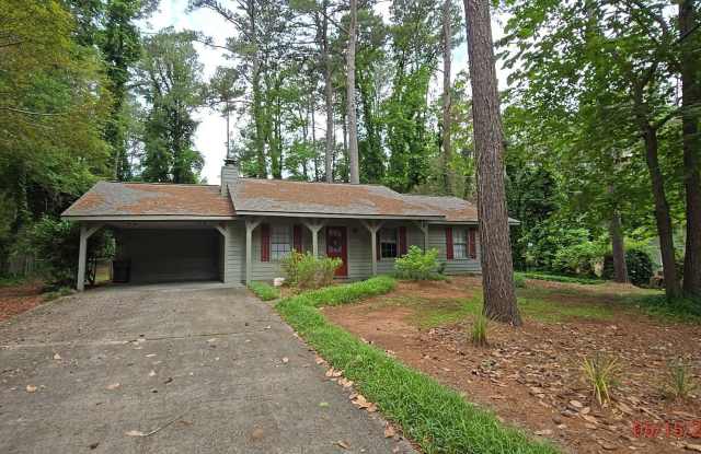 3937 Woodland photos photos