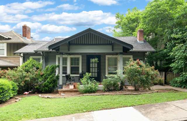 Duplex on 17th photos photos