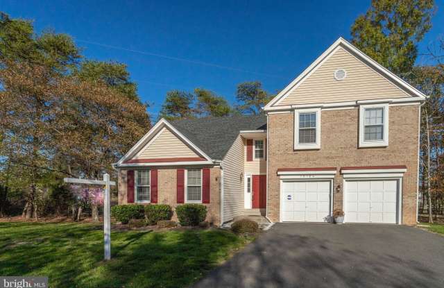 15184 WETHERBURN DRIVE - 15184 Wetherburn Drive, Fairfax County, VA 20120