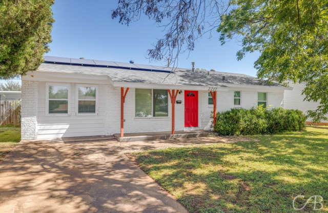 2217 Bel Air Drive Gallery 1