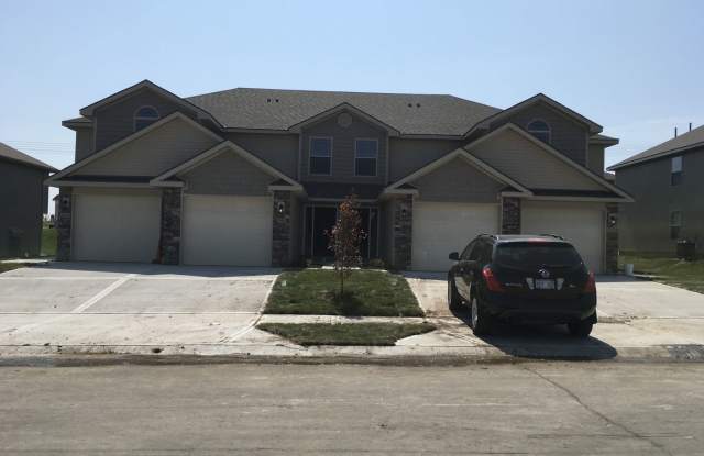 544 Emily Avenue - 544 Emily Avenue, Belton, MO 64012
