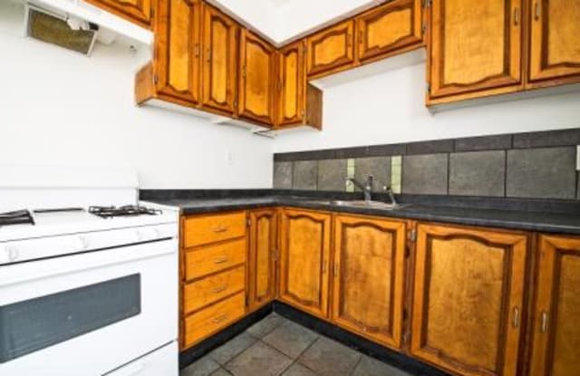 7020 S Merrill Ave. photos photos