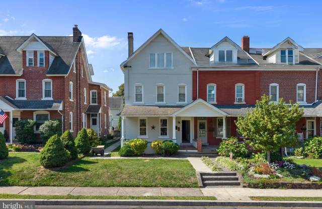 48 PENN Avenue unit: B - Upstairs - 48 Penn Avenue, Souderton, PA 18964