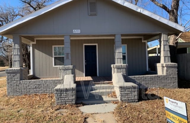 2201 N Shelton Ave - 2201 North Shelton Avenue, Wichita, KS 67204 2201 N Shelton Ave - 2201 North Shelton Avenue, Wichita, KS 67204
