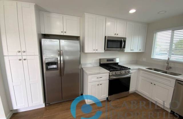 1628 Burton Street photos photos