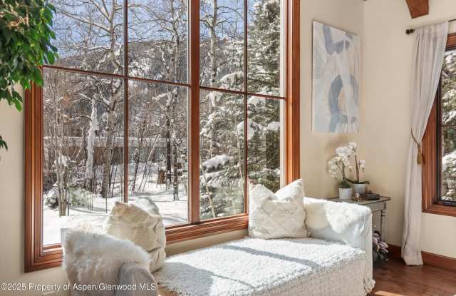 15 Westview Drive Gallery 4