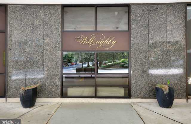 5500 FRIENDSHIP BOULEVARD photos photos