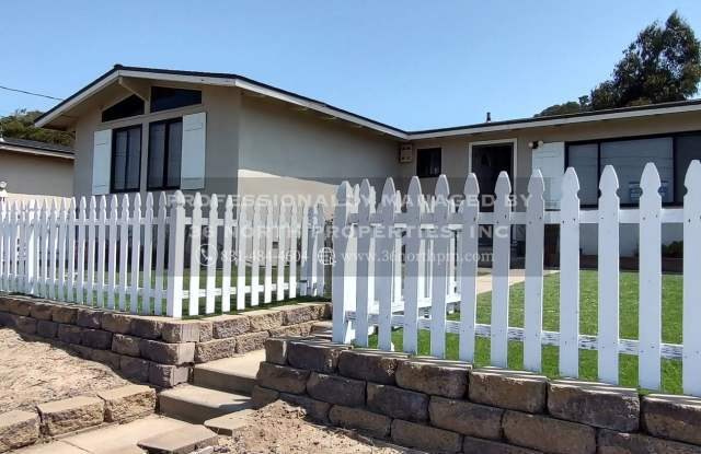 Charming Home in Sunny Seaside photos photos