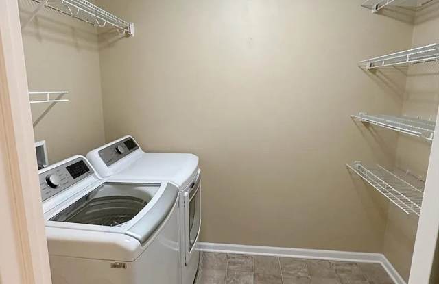 9065 Greenspire Dr Gallery 2