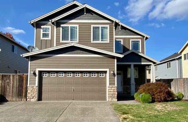 610 NE 143RD ST - 610 Northeast 143rd Street, Salmon Creek, WA 98685