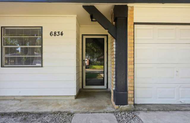 6834 Brookvale Gallery 2