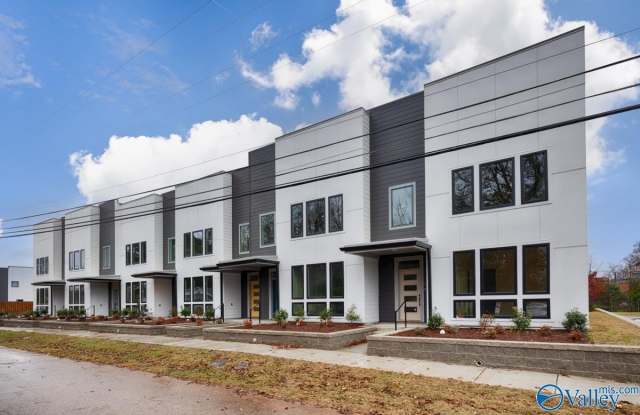 2506 Freeman Road photos photos