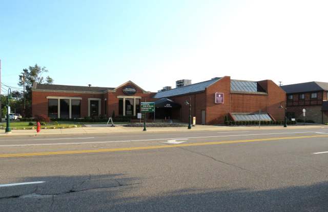 210 W University - 210 West University Drive, Rochester, MI 48307