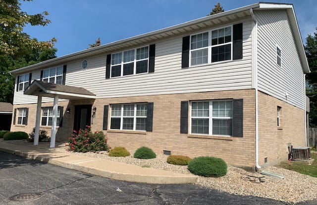 1605 Firestone Lane - A - 1605 Firestone Ln, Valparaiso, IN 46383
