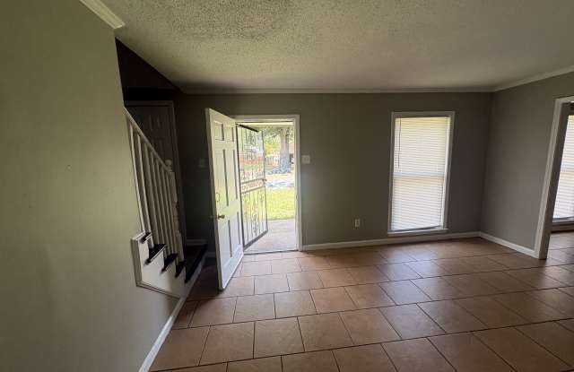 4945 Fernbrook Dr Gallery 3