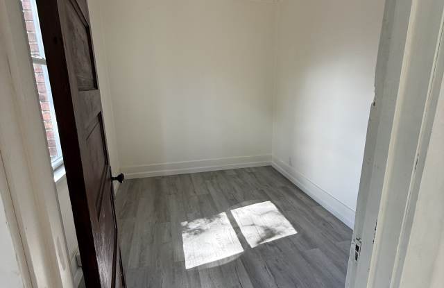 910 18th Avenue Gallery 4