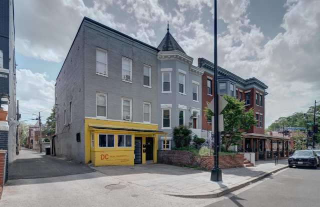 82 T Street NW Gallery 2