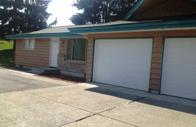 2916 57th St Ct E - 2916 57th Street Court East, Waller, WA 98404