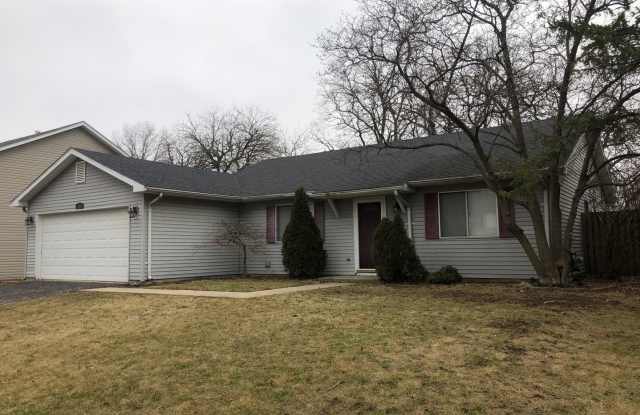 Freshly Painted 3 bedroom House in Bolingbrook! photos photos Freshly Painted 3 bedroom House in Bolingbrook! photos photos