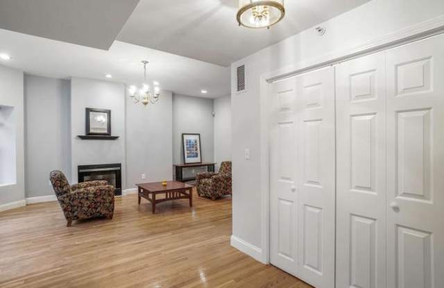 39 Worcester Sq. Gallery 4