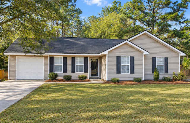 Quiet Neighborhood! 3 bed 2 bath in Rincon, GA Available now!! Gallery 1