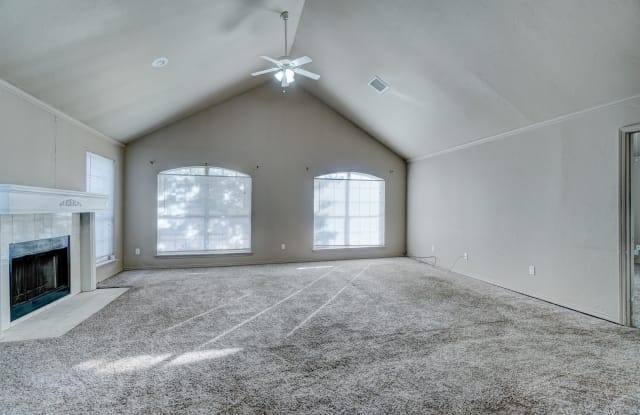 2733 Tealwood Drive Gallery 2