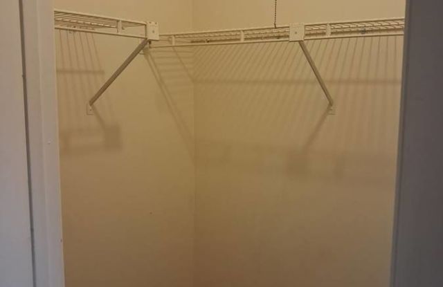 11102 Abercorn Street photos photos