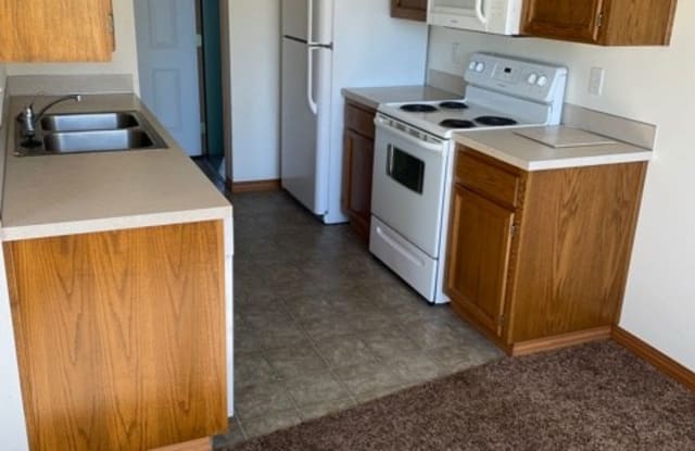 Mill Creek Apartments photos photos