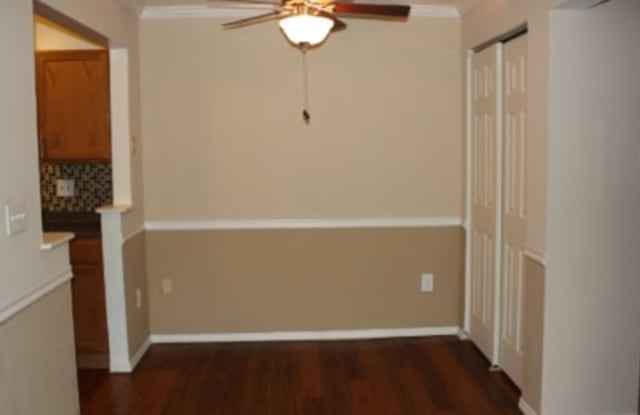 Madison Crown Apartments Gallery 3