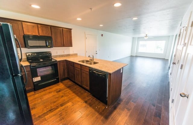 188 West 1000 South - 188 W 1000 S, Heber, UT 84032