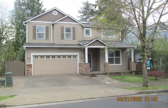 3 levels, 7 bedrooms , lower level apartment with separate entrance *Home backs to green space ! photos photos