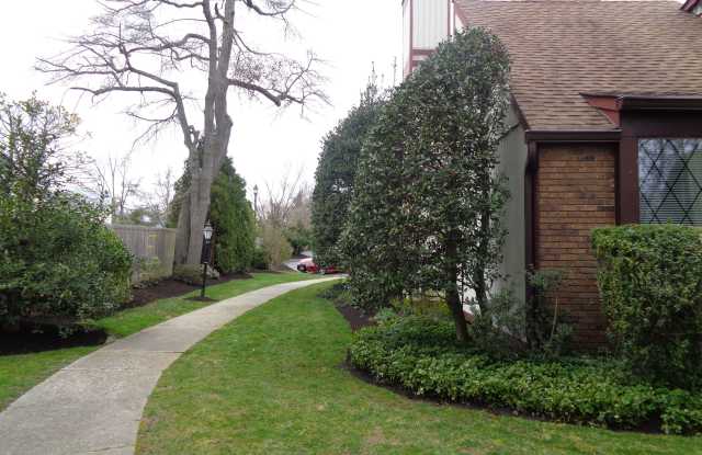 55 Cheshire Square Gallery 3